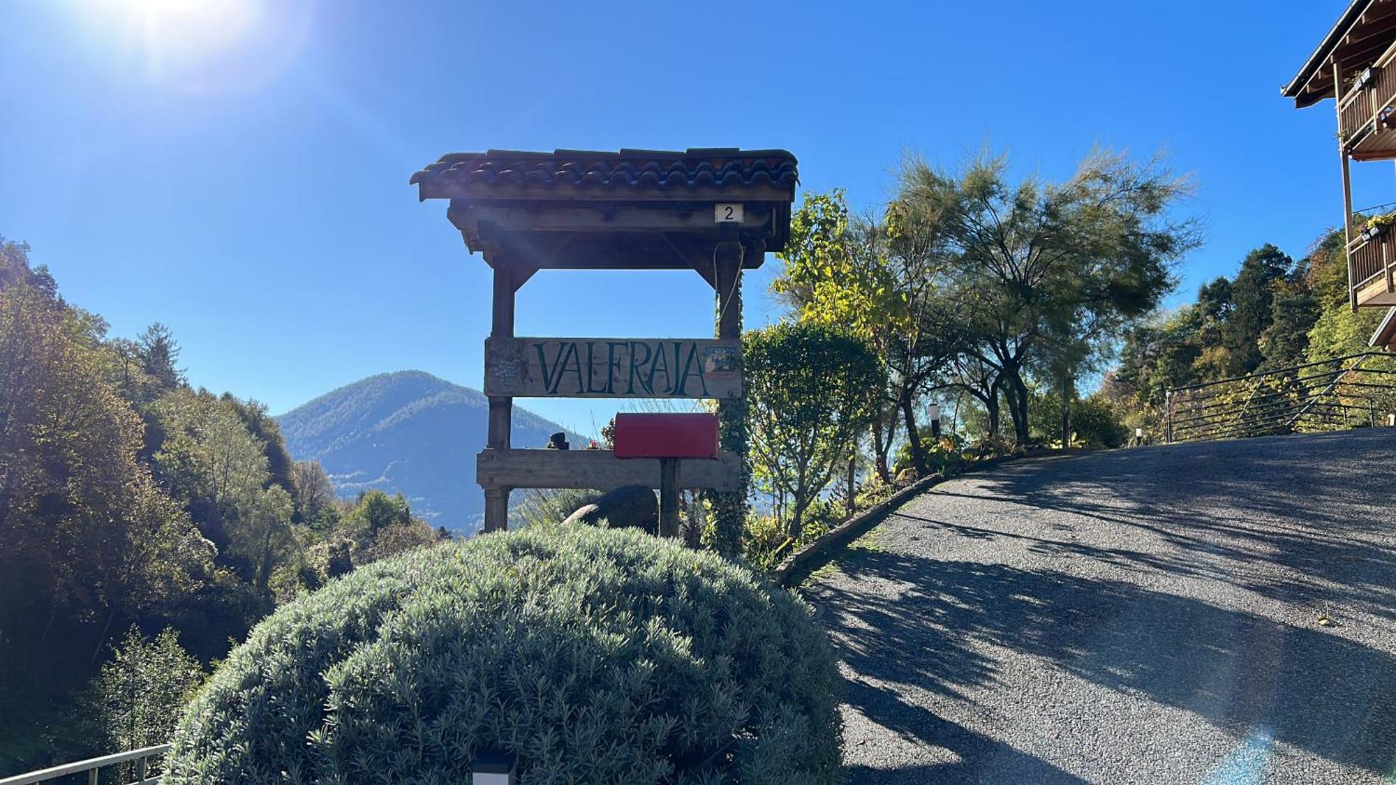 Agriturismo Valfraja 琴布拉 外观 照片