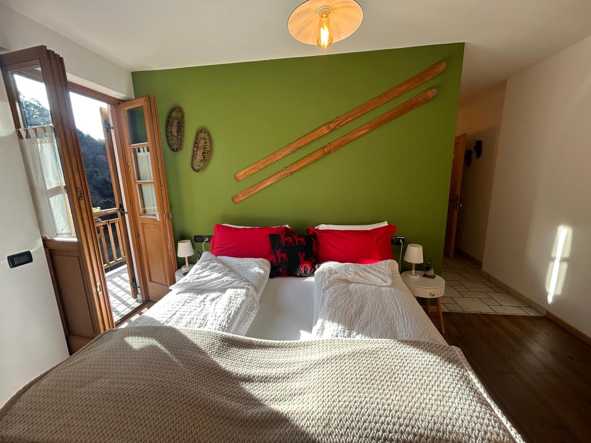 Agriturismo Valfraja 琴布拉 外观 照片